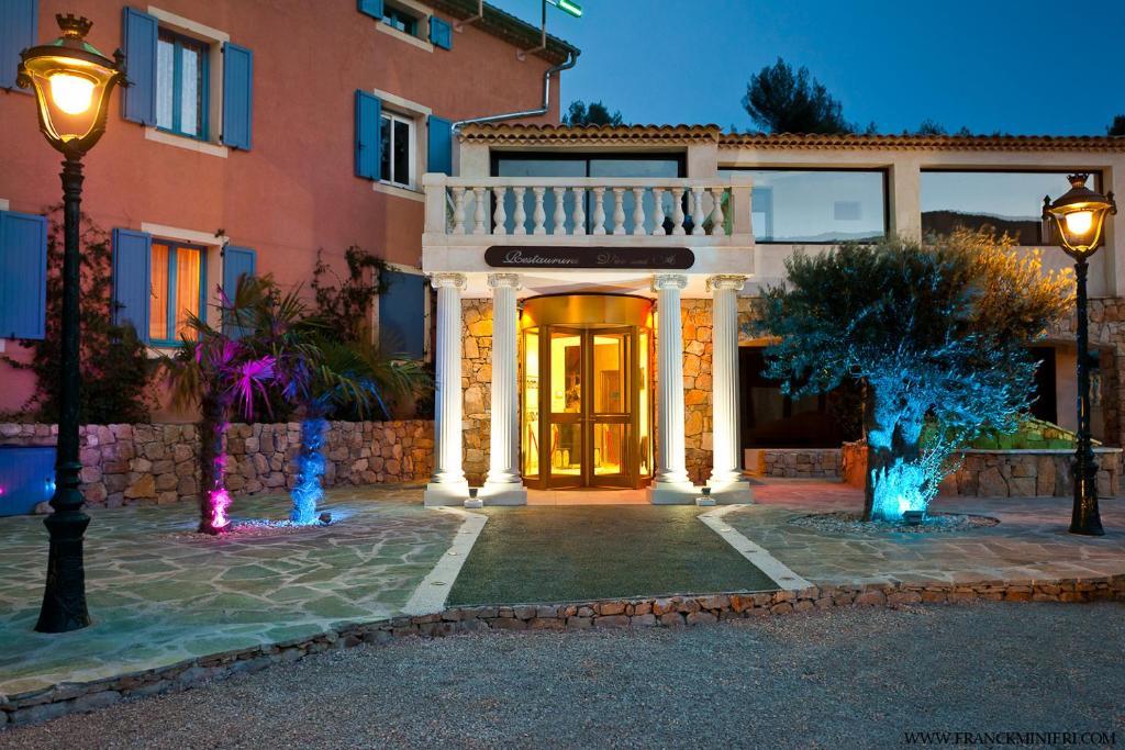 Villa Cyriel Contes  Exteriér fotografie